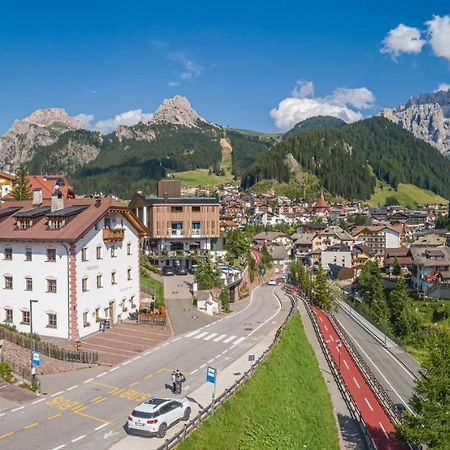 Apartments Restaurant Rusctlea Selva di Val Gardena Exterior foto